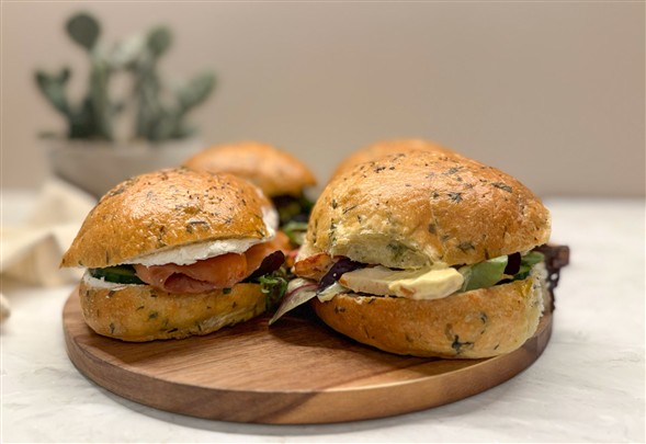 Spinatbolle sandwich